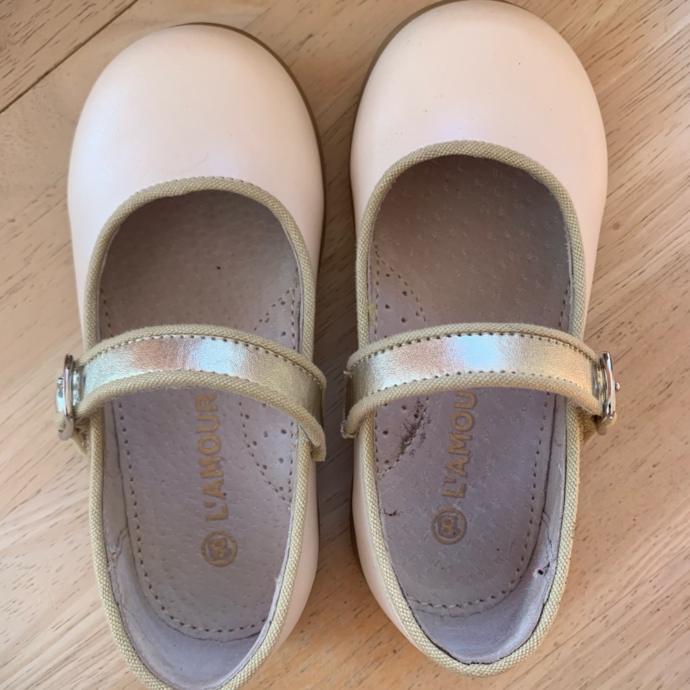 Size 8 - toddler girls - L’Amour Mary-Janes